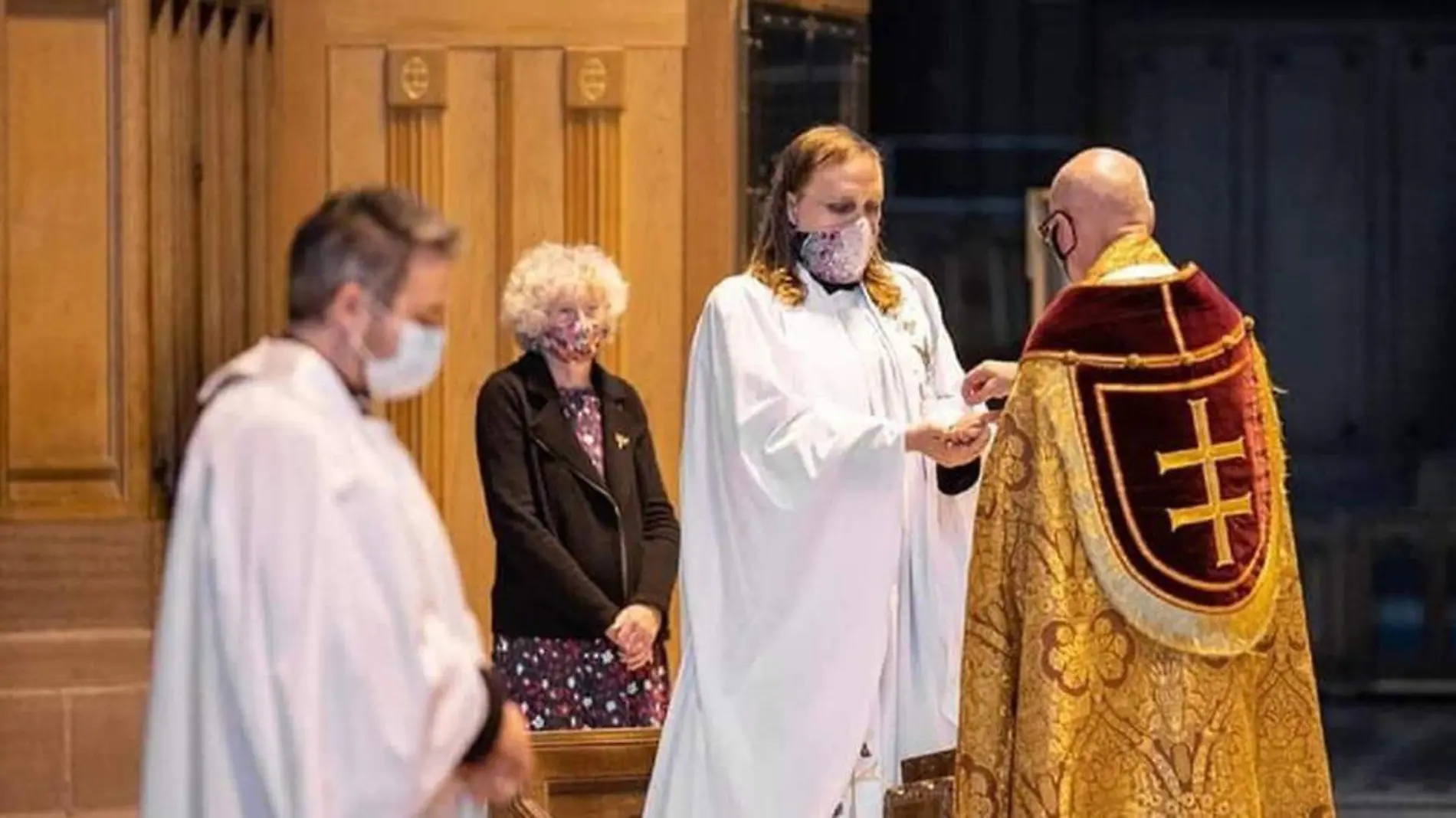 Bingo Allison recibió la ordenación sacerdotal por parte del anglicanismo